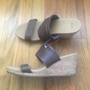 Teva brown wedge sandal